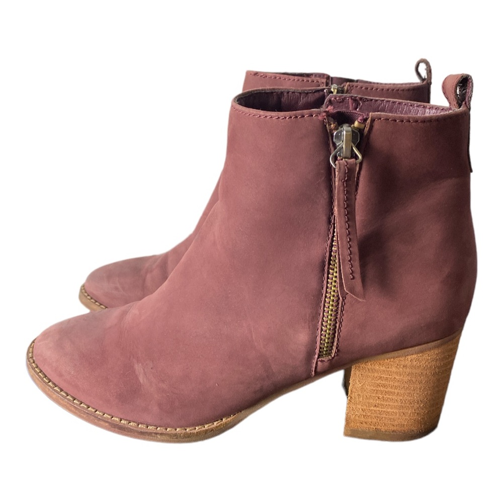 ☃️Blondo Nova Burgundy Chunky Heel Waterproof Ankle Booties Size 9M